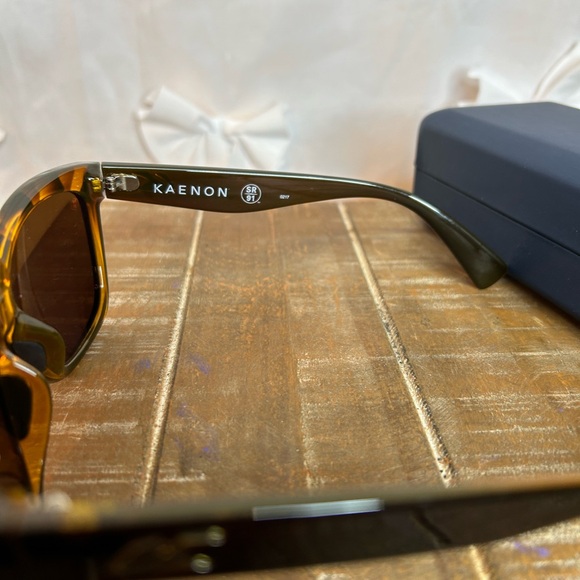 Kaenon Venice Polarized Sunglasses, Matte Tortoise - Picture 3 of 4